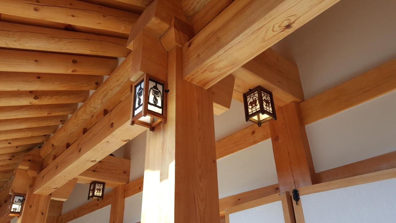 Sieunjae Bed & Breakfast Gyeongju Bagian luar foto